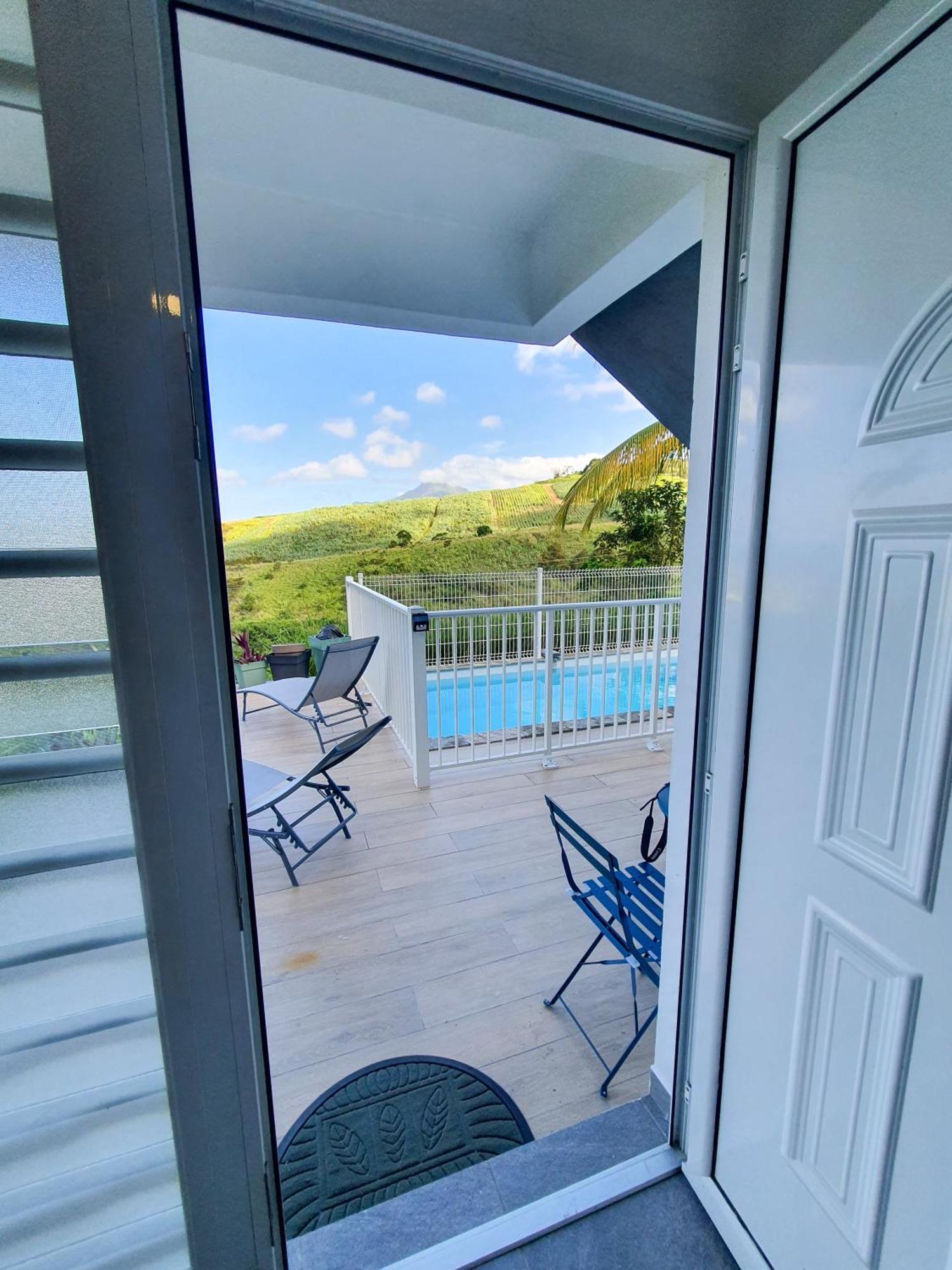 Studio Chez Anna - Vue Mer Et Piscine Le Carbet Extérieur photo